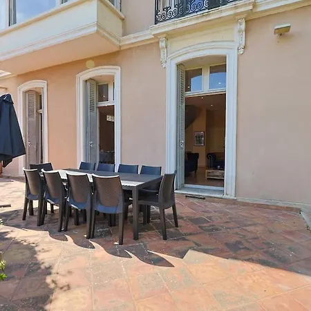 Вілла Maison De Maitre Centre